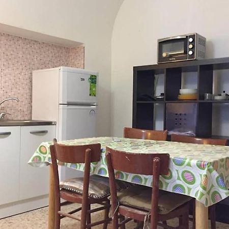 Historic Apartment In Centre Of City 100M To Sea Monopoli Eksteriør bilde