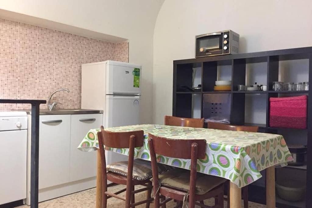 Historic Apartment In Centre Of City 100M To Sea Monopoli Eksteriør bilde