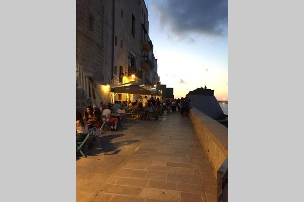 Historic Apartment In Centre Of City 100M To Sea Monopoli Eksteriør bilde