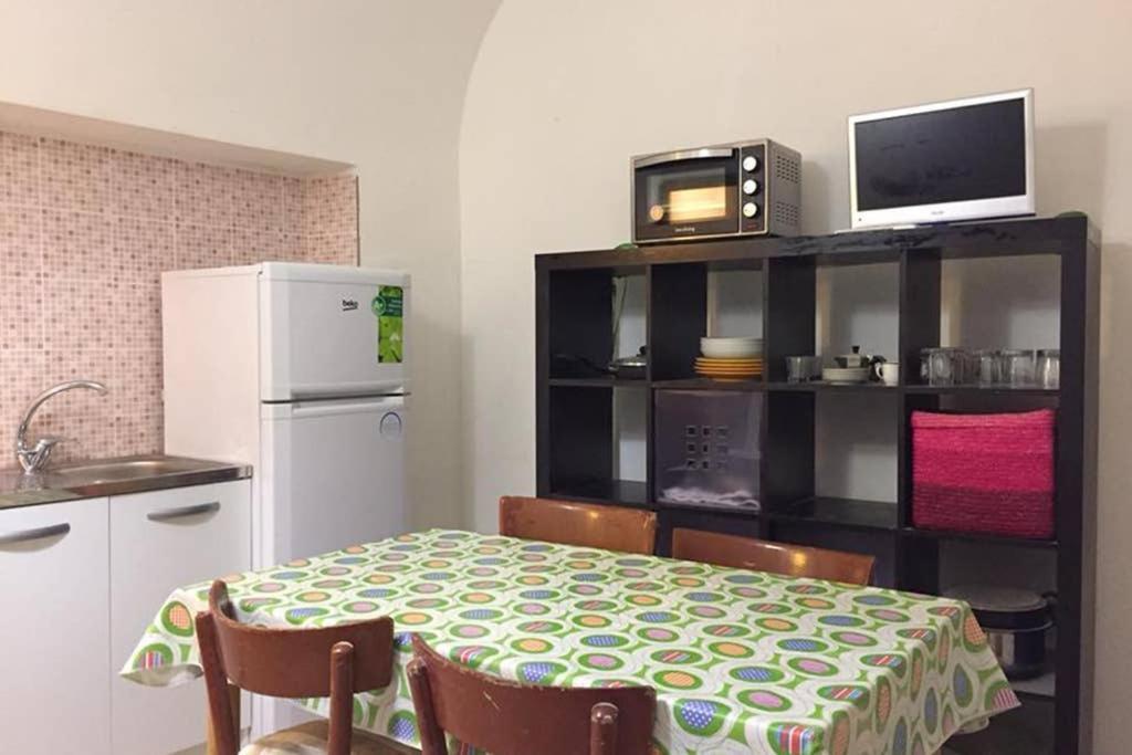 Historic Apartment In Centre Of City 100M To Sea Monopoli Eksteriør bilde